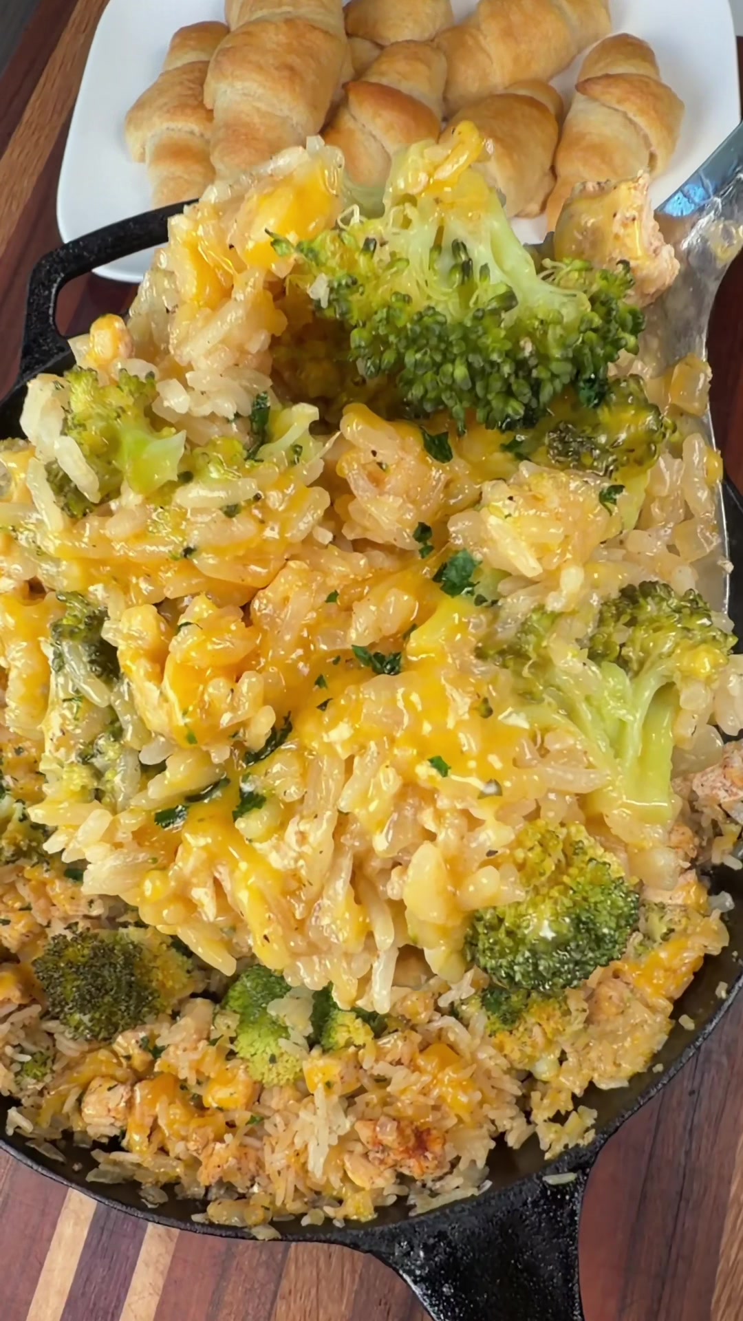 Cheesy Broccoli, Chicken, and Rice Skillet